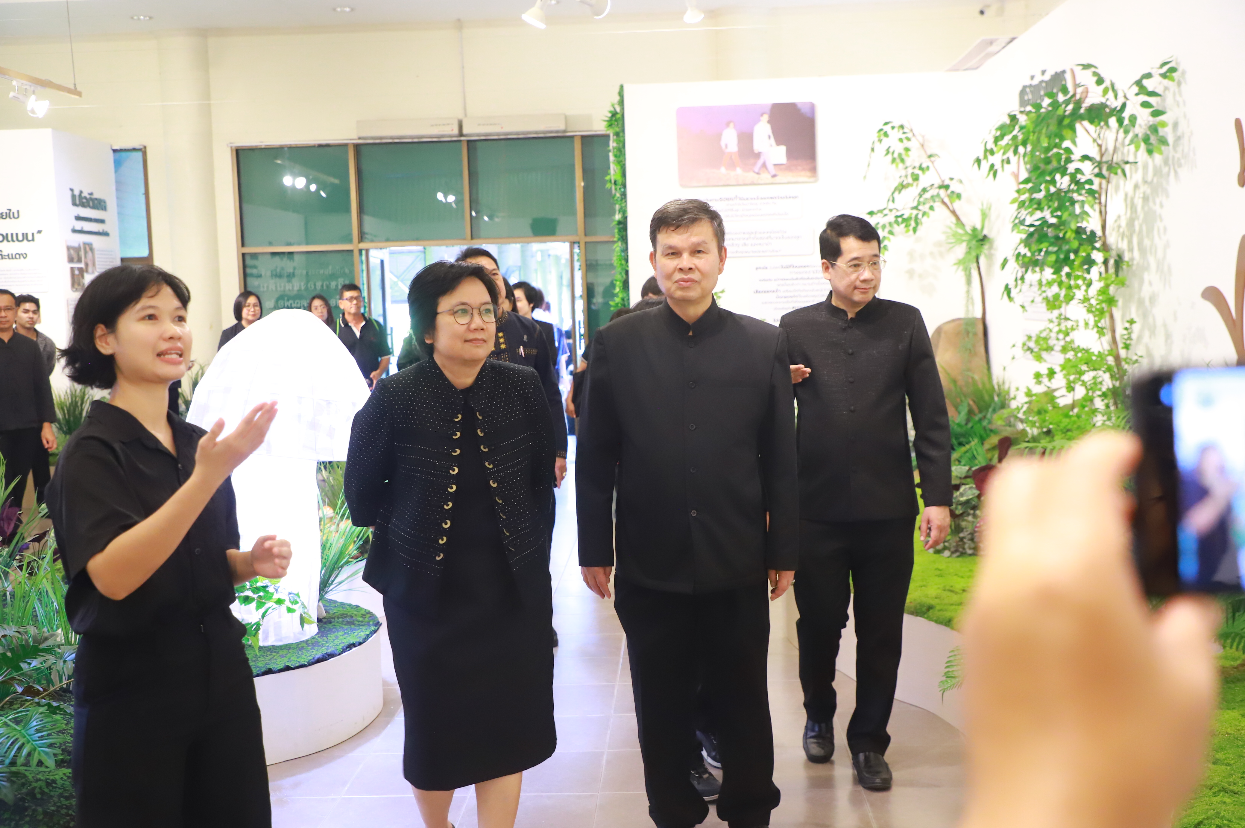 title - รองเลขาฯ ส.ป.ก. ร่วมงานมหกรรม “จากพันธุกรรม สู่ความยั่งยืน” รวมพลังอนุรักษ์ทรัพยากรไทย สร้างความมั่นคงทางอาหารอย่างยั่งยืน และการพึ่งพาตนเองในยามวิกฤต